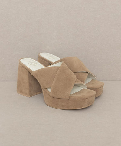 Oasis Society Carmen Chunky Platform Mule Heel