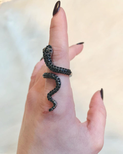 Black Medusa Ring